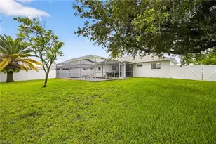 309 SE 15th St, Cape Coral, FL 33990 - Photo 27