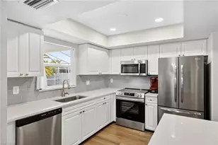 309 SE 15th St, Cape Coral, FL 33990 - Photo 13