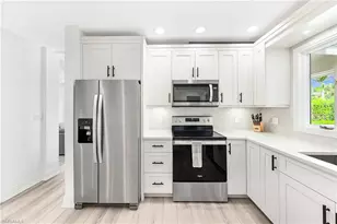 134 16th Ave S, Naples, FL 34102 - Photo 11