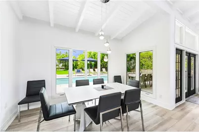 134 16th Ave S, Naples, FL 34102 - Photo 9