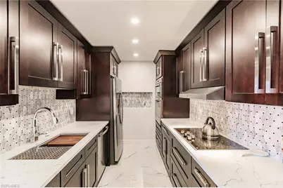 4001 Gulf Shore Blvd N #1104, Naples, FL 34103 - Photo 13