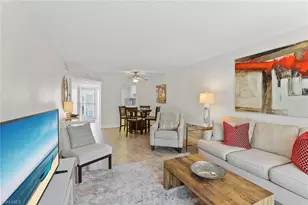 72 7th St S, Naples, FL 34102 - Photo 7