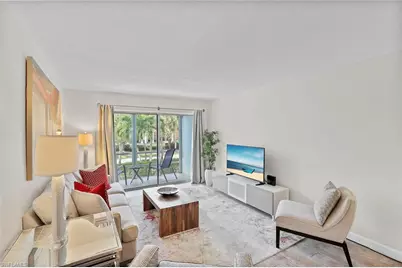 72 7th St S #208, Naples, FL 34102 - Photo 5