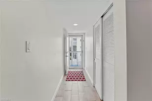 72 7th St S, Naples, FL 34102 - Photo 3