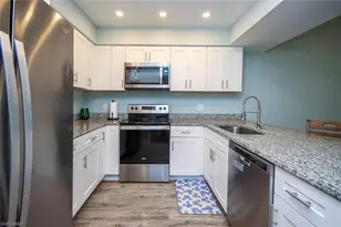 8849 Somerset Blvd, Fort Myers, FL 33919 - Photo 11