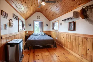 2595 Pine St, Matlacha, FL 33993 - Photo 15