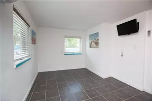 2595 Pine St, Matlacha, FL 33993 - Photo 13