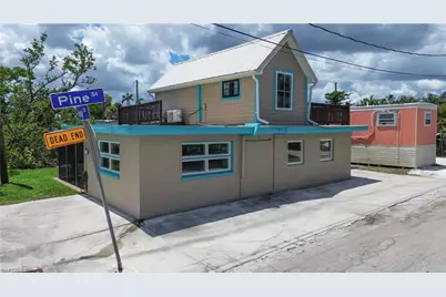 2595 Pine St, Matlacha, FL 33993 - Photo 23