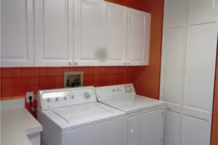 610 Laguna Royale Blvd, Naples, FL 34119 - Photo 23