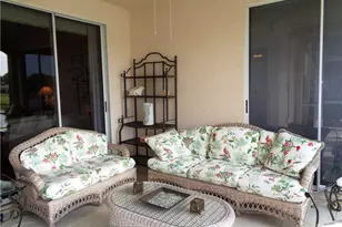 610 Laguna Royale Blvd, Naples, FL 34119 - Photo 3