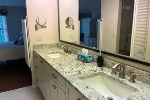 853 Tanbark Dr, Naples, FL 34108 - Photo 9