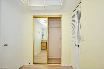 12481 McGregor Blvd #17, Fort Myers, FL 33919 - Photo 13