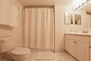 1220 Wildwood Lakes Blvd, Naples, FL 34104 - Photo 23