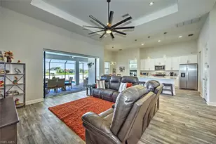 3527 SW 4th Ln, Cape Coral, FL 33991 - Photo 7