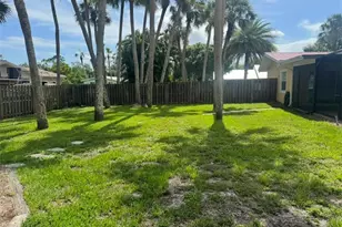 17020 Carolyn Ln, North Fort Myers, FL 33917 - Photo 27