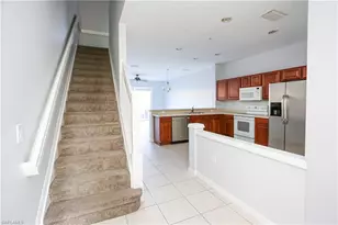 937 Hampton Cir, Naples, FL 34105 - Photo 9