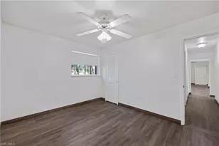 4656 Capri Dr, Naples, FL 34103 - Photo 15