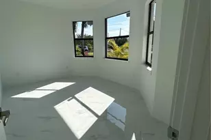 2563 47th Ave NE, Naples, FL 34120 - Photo 5