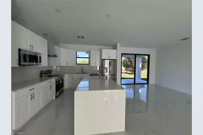 2563 47th Ave NE, Naples, FL 34120 - Photo 9