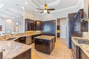 2506 SE 28th St, Cape Coral, FL 33904 - Photo 11