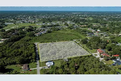 2001 E 5th St, Lehigh Acres, FL 33936 - Photo 15