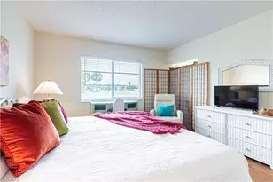 1 High Point Cir W, Naples, FL 34103 - Photo 11