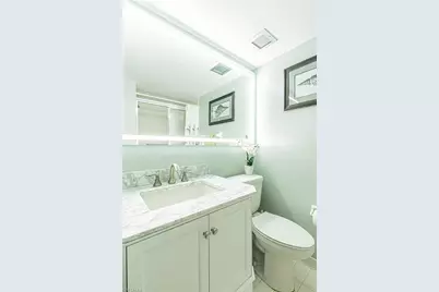 1 High Point Cir W #102, Naples, FL 34103 - Photo 17
