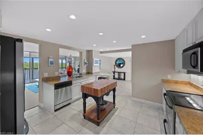 15 Bluebill Ave #103AA, Naples, FL 34108 - Photo 5