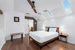 1271 Solana Rd, Naples, FL 34103 - Photo 9