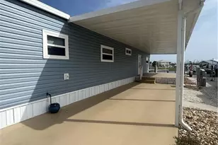 3913 Dewberry Ln, Saint James City, FL 33956 - Photo 9