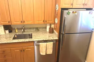 4295 Island Cir, Fort Myers, FL 33919 - Photo 9