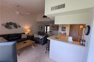 5590 Trailwinds Dr, Fort Myers, FL 33907 - Photo 5