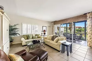 2216 Gulf Shore Blvd N, Naples, FL 34102 - Photo 3