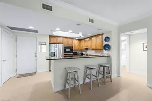 2728 Tiburon Blvd E, Naples, FL 34109 - Photo 5