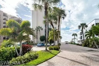 9415 Gulf Shore Dr #302, Naples, FL 34108 - Photo 23