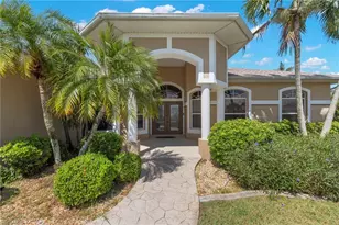 1811 SE 37th Terrace, Cape Coral, FL 33904 - Photo 31