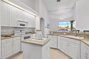 1811 SE 37th Terrace, Cape Coral, FL 33904 - Photo 35