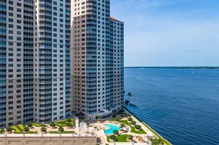 2104 W First St, Fort Myers, FL 33901 - Photo 3