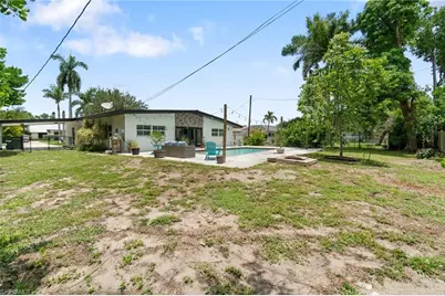 544 Bayside Dr, Fort Myers, FL 33919 - Photo 45