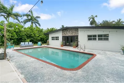 544 Bayside Dr, Fort Myers, FL 33919 - Photo 37