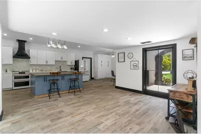 544 Bayside Dr, Fort Myers, FL 33919 - Photo 9