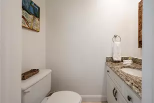 1080 6th St S, Naples, FL 34102 - Photo 17