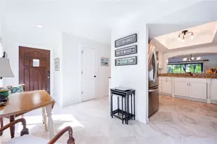 1080 6th St S, Naples, FL 34102 - Photo 7