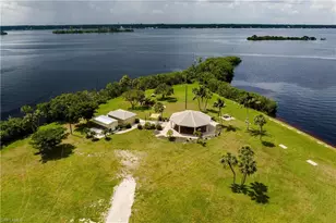 1720 Cascade Way, North Fort Myers, FL 33917 - Photo 37