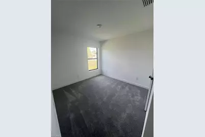 726 Goldrock Rd, Lehigh Acres, FL 33974 - Photo 9