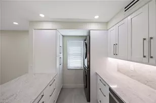 1155 Sandpiper St, Naples, FL 34102 - Photo 11