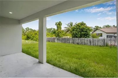 1061 Sunrise Blvd, Lehigh Acres, FL 33974 - Photo 47