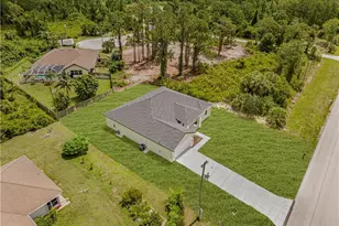 1061 Sunrise Blvd, Lehigh Acres, FL 33974 - Photo 5