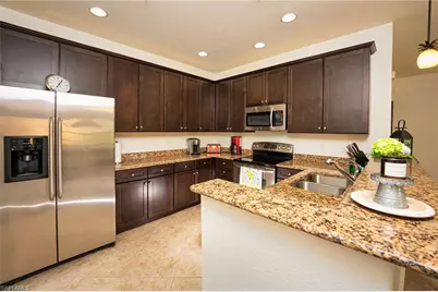 8986 Cambria Cir #22, Naples, FL 34113 - Photo 7