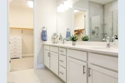 178 Indies Dr E #201, Naples, FL 34114 - Photo 17